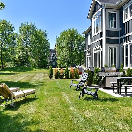 New Blue Mountain Village Snowbridge Executive Townhome Sleeps 10 With Outdoor Pool And Shuttle Nottawa Экстерьер фото