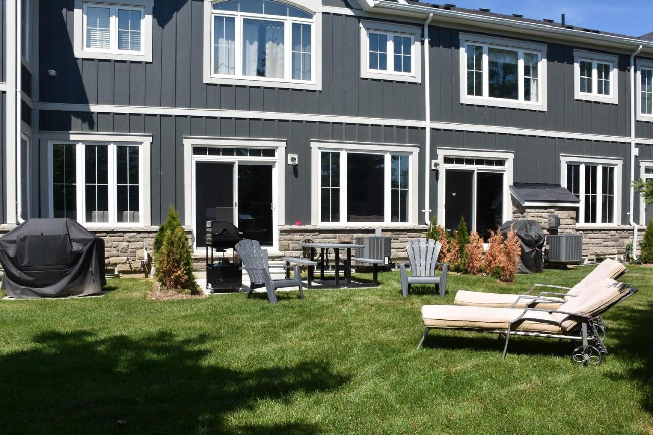 New Blue Mountain Village Snowbridge Executive Townhome Sleeps 10 With Outdoor Pool And Shuttle Nottawa Экстерьер фото